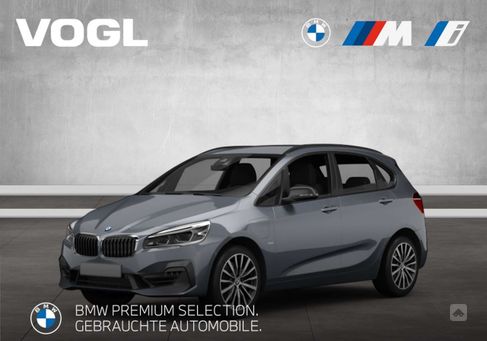 BMW 225, 2021