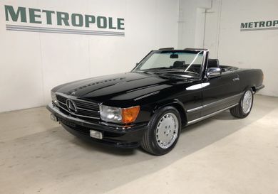 Mercedes-Benz SL 560, 1986