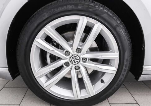 Volkswagen Passat, 2019