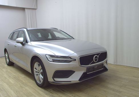 Volvo V60, 2021 3