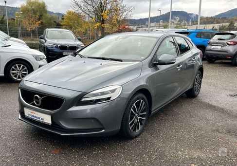 Volvo V40, 2019