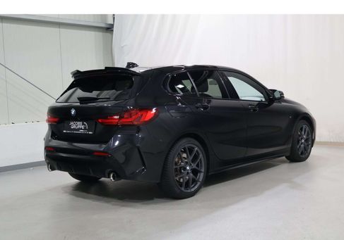 BMW 120, 2021 3