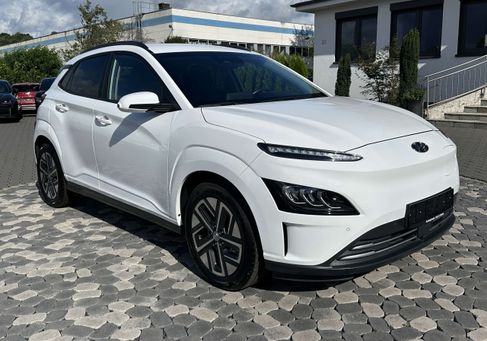 Hyundai Kona, 2022 2
