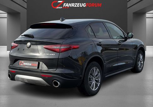 Alfa Romeo Stelvio, 2019