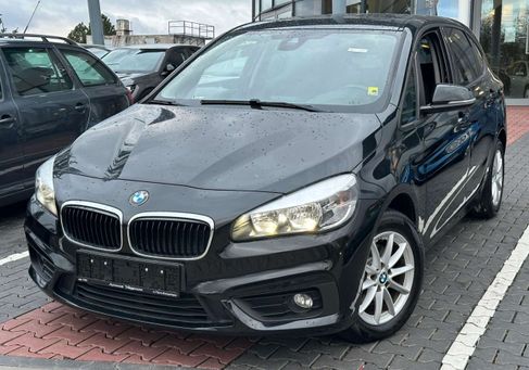 BMW 216, 2018