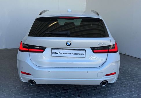 BMW 318, 2023