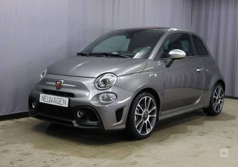 Abarth 595, 2022