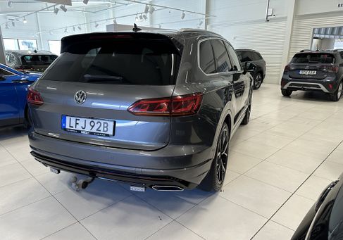 Volkswagen Touareg, 2020 3