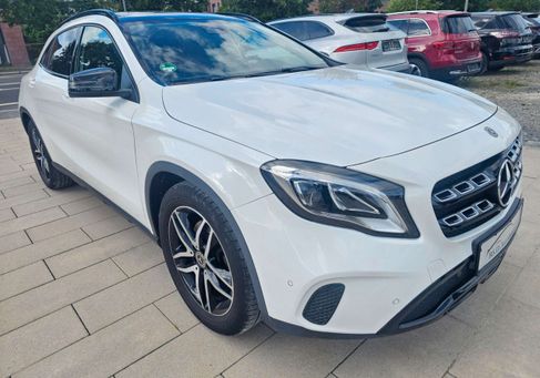 Mercedes-Benz GLA 220, 2019