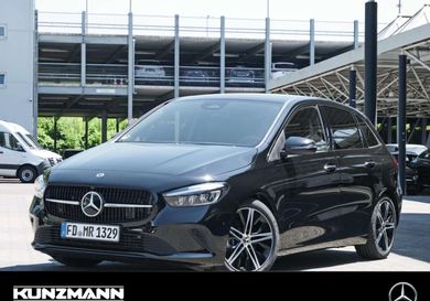 Mercedes-Benz B 180, 2026