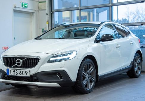Volvo V40 Cross Country, 2018