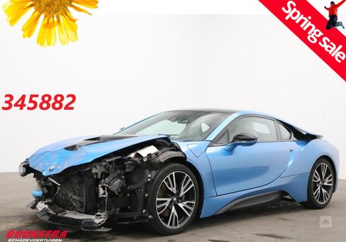 BMW i8, 2015