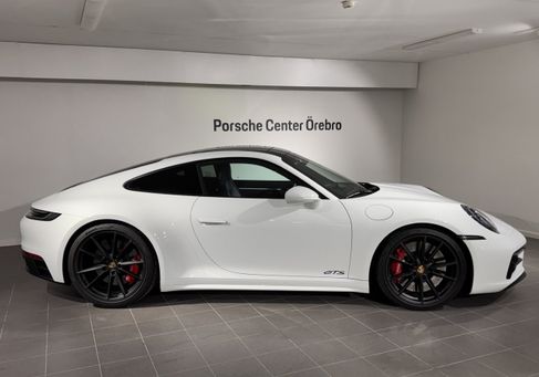 Porsche, 2024
