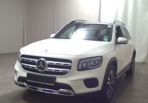 Mercedes-Benz GLB 200, 2022
