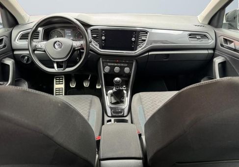 Volkswagen T-Roc, 2019