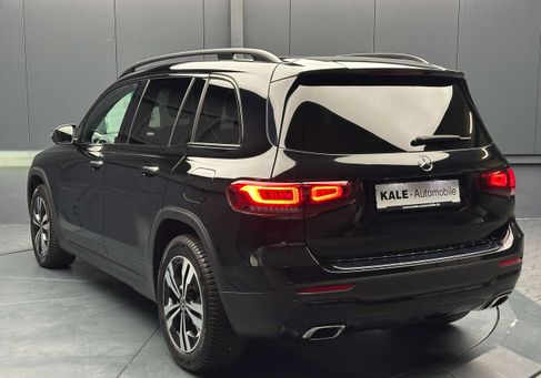 Mercedes-Benz GLB 200, 2022