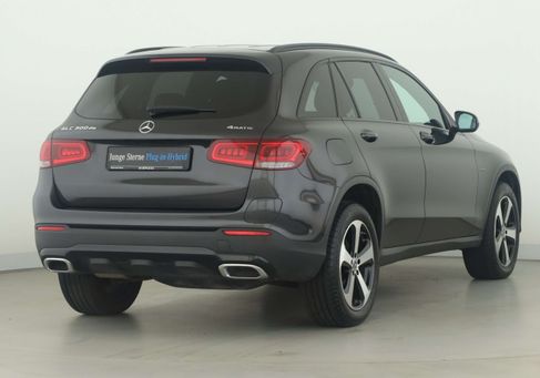 Mercedes-Benz GLC 300, 2022