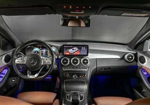 Mercedes-Benz C 180, 2021