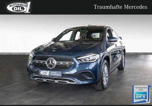 Mercedes-Benz GLA 220, 2020