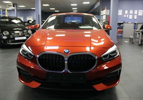 BMW 118, 2024