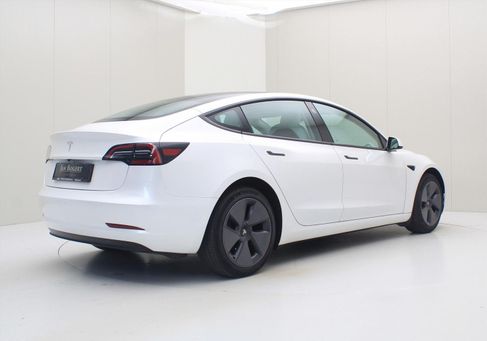 Tesla Model 3, 2023 2