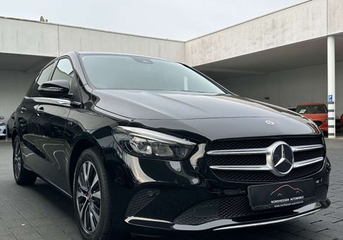 Mercedes-Benz B 250, 2021