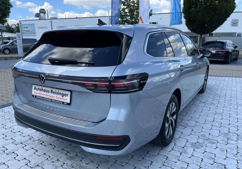 Volkswagen Passat Variant, 2024 2