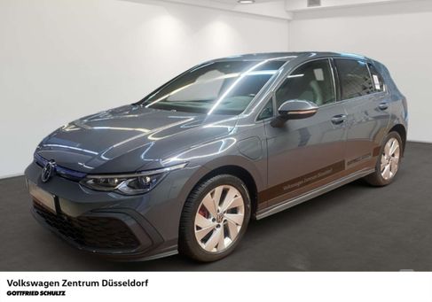 Volkswagen Golf, 2022