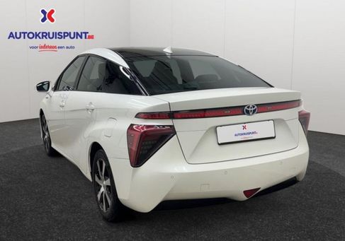 Toyota Mirai, 2020 3