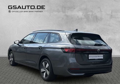 Volkswagen Passat Variant, 2025