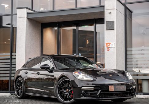 Porsche Panamera, 2022