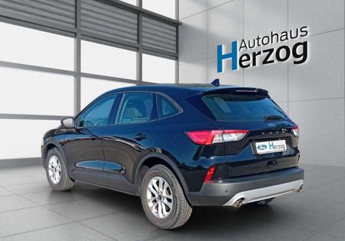 Ford Kuga, 2022