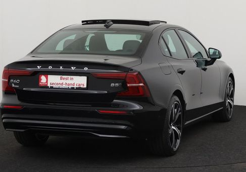 Volvo S60, 2023