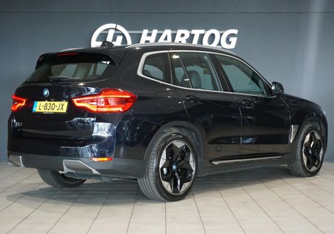 BMW iX, 2021