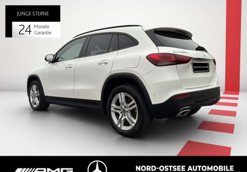 Mercedes-Benz GLA 250, 2021