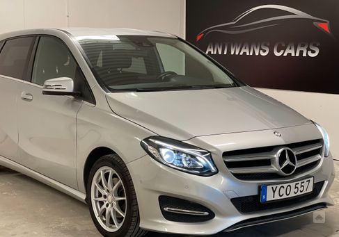 Mercedes-Benz B 180, 2016