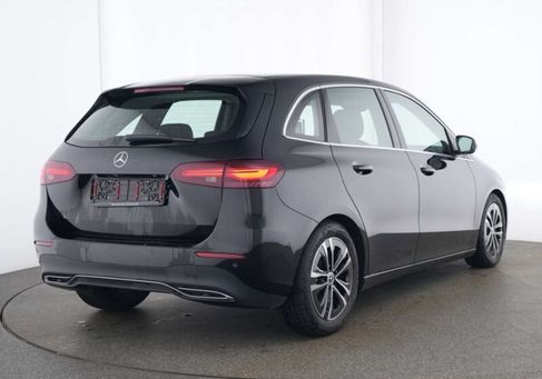 Mercedes-Benz B 200, 2024