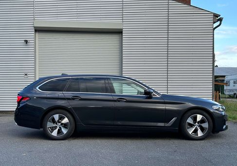 BMW 520, 2021 2