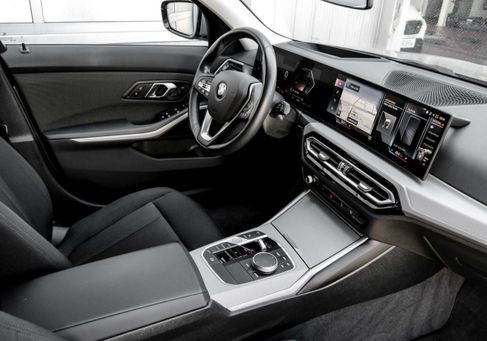 BMW 320, 2023
