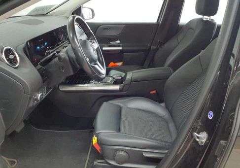 Mercedes-Benz B 250, 2022