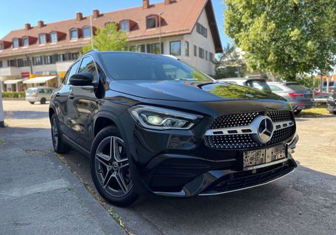 Mercedes-Benz GLA 250, 2021