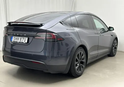 Tesla Model X, 2023 3