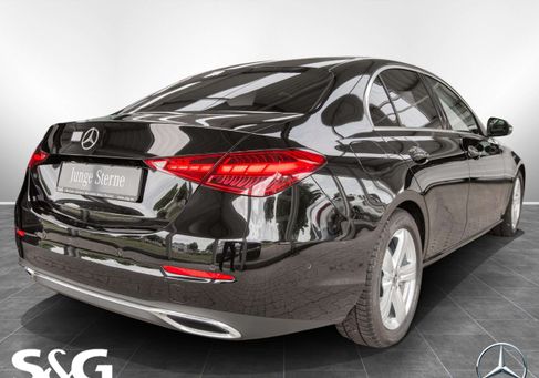 Mercedes-Benz C 200, 2022 3