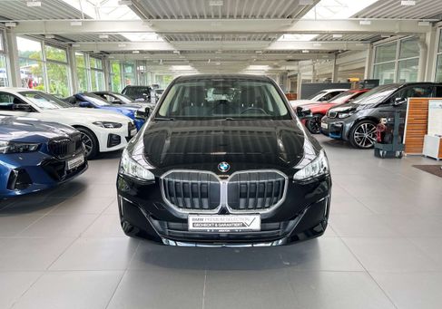BMW 218, 2022 2
