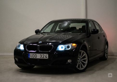 BMW 320, 2011