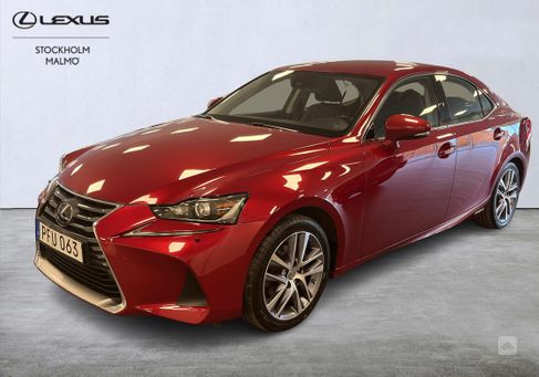 Lexus IS, 2017
