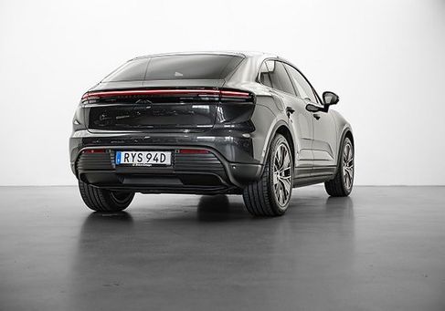 Porsche Macan, 2025
