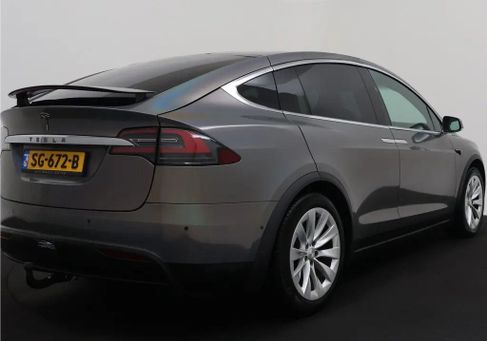 Tesla Model X, 2018