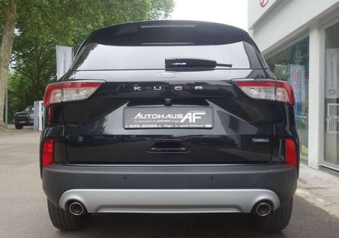 Ford Kuga, 2022