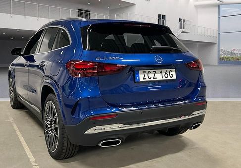Mercedes-Benz GLA 250, 2025